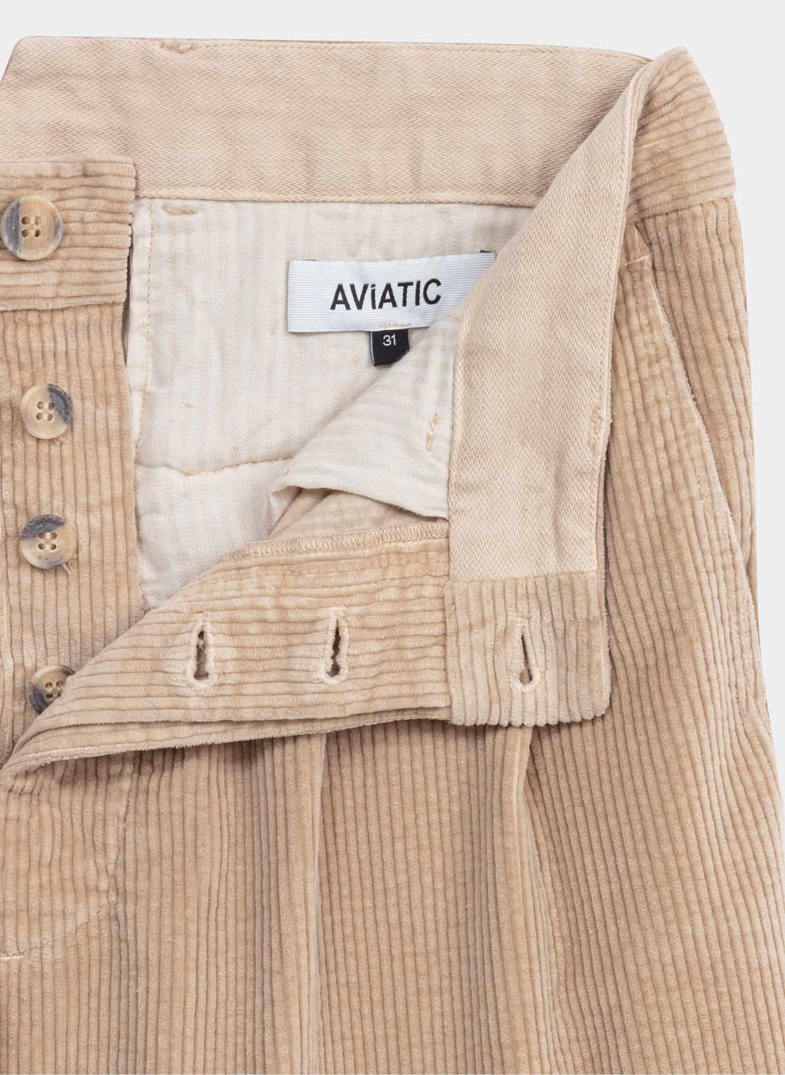 Navigator 10 Wale Corduroy Tan