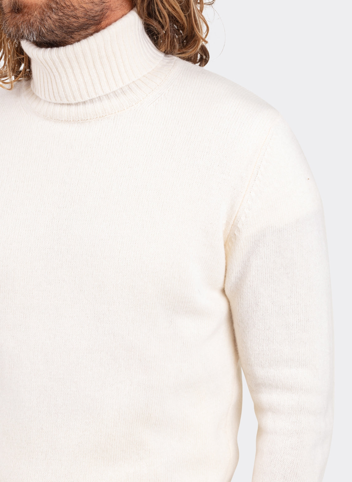 Wool and Cashmere Turtleneck Ecru