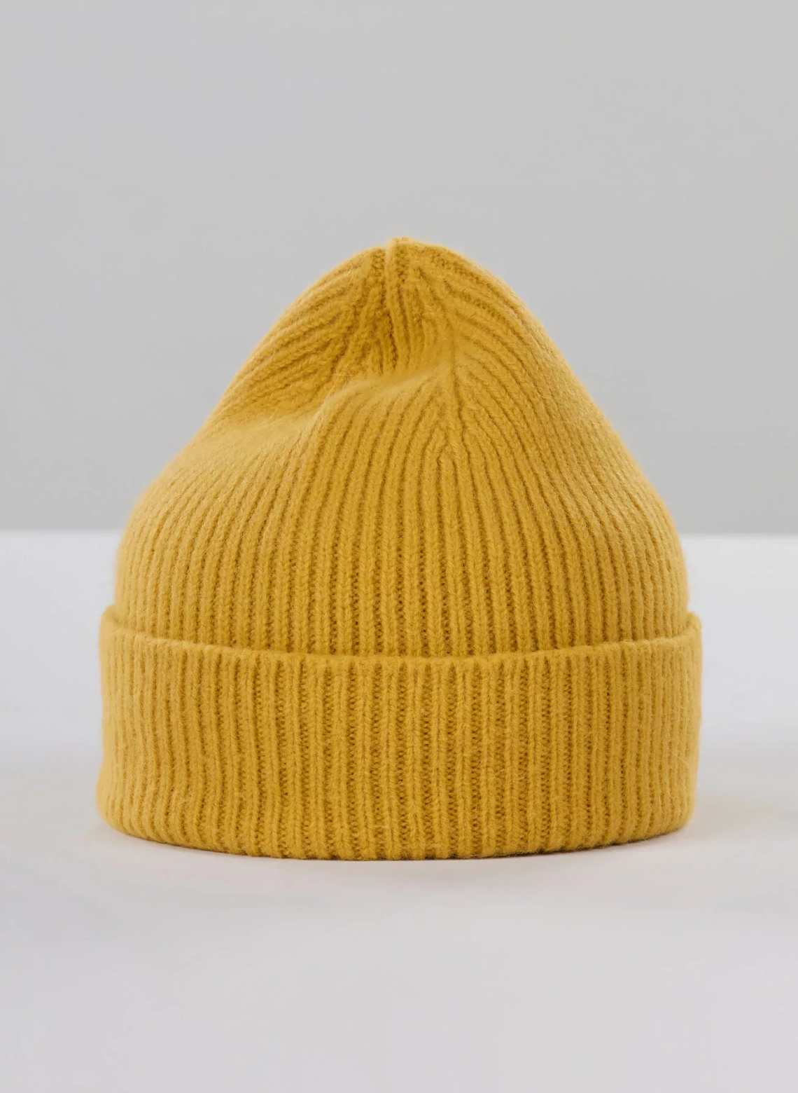 Bonnet en Lambswool et Caregora™ Mustard