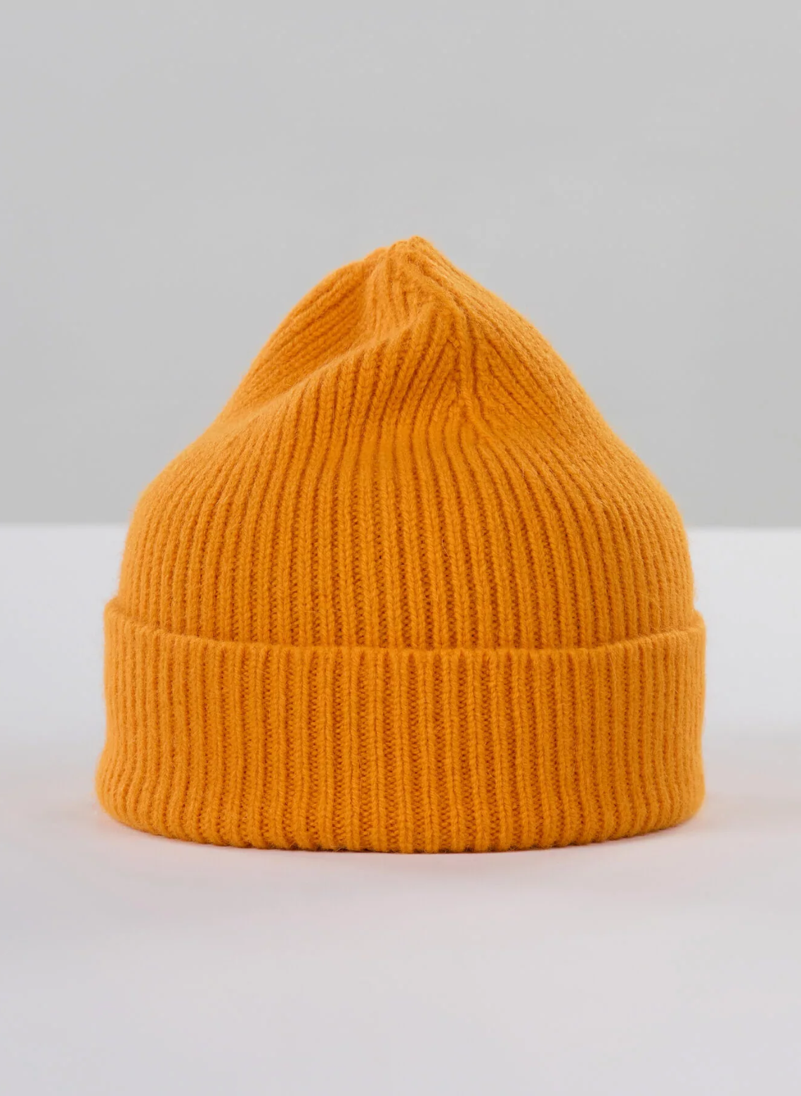 Bonnet en Lambswool et Caregora™ Orange Peel