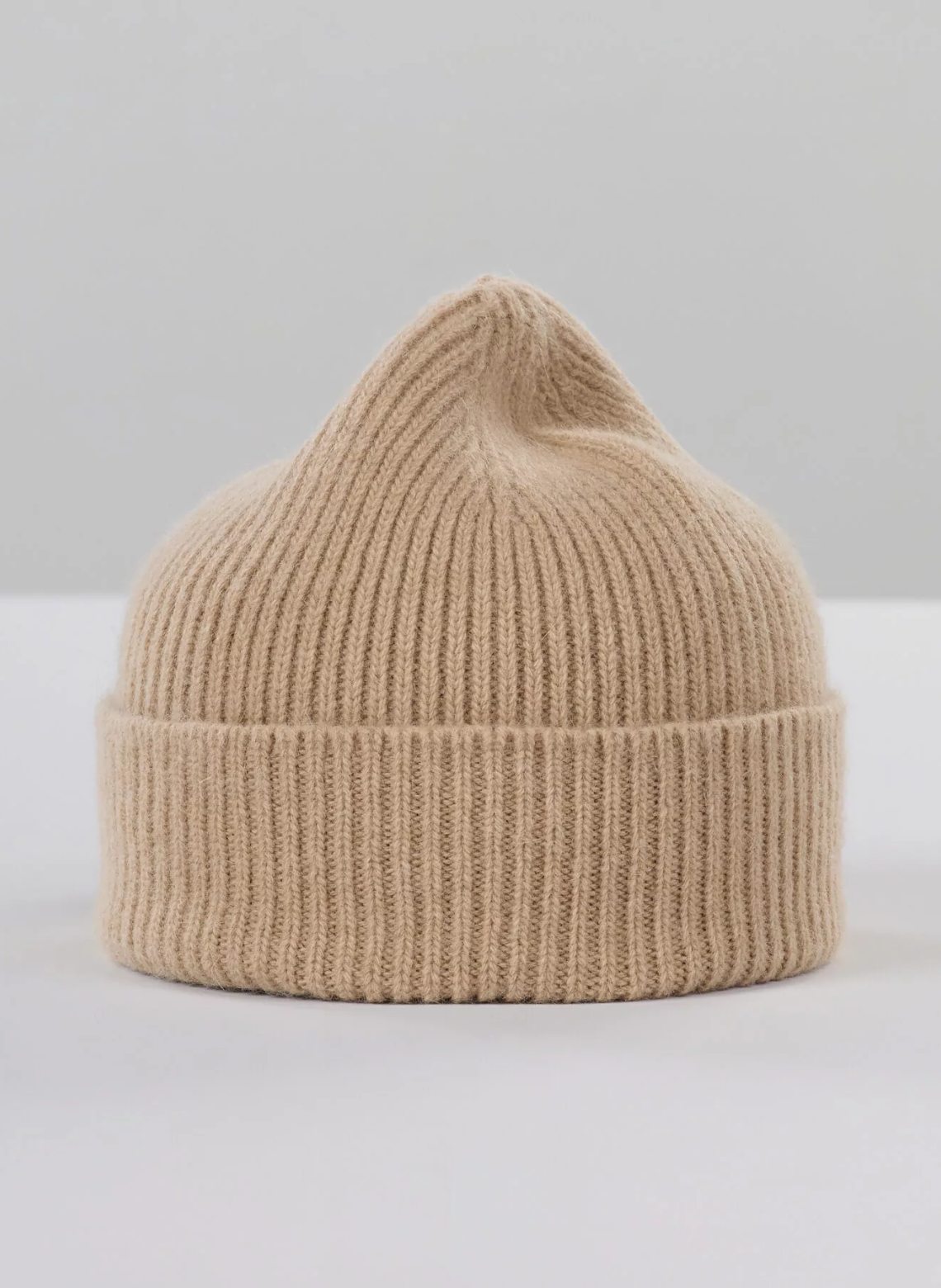 Bonnet en Lambswool et Caregora™ Sand