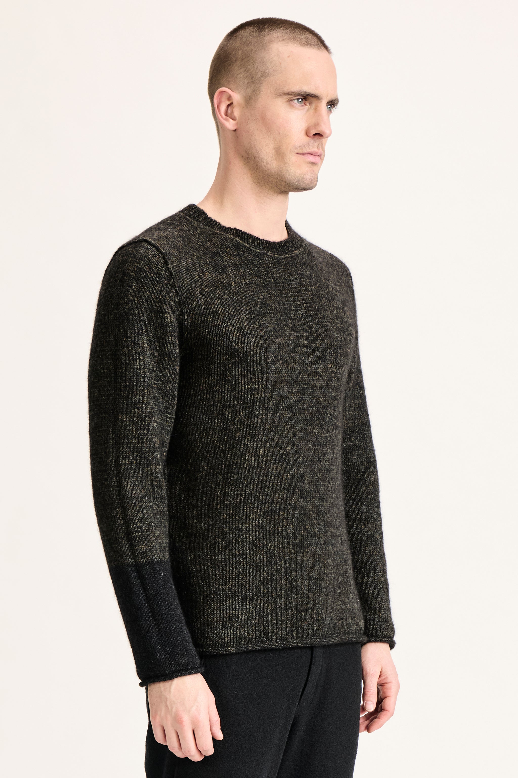 Pull vanisé à col rond en laine et alpaga