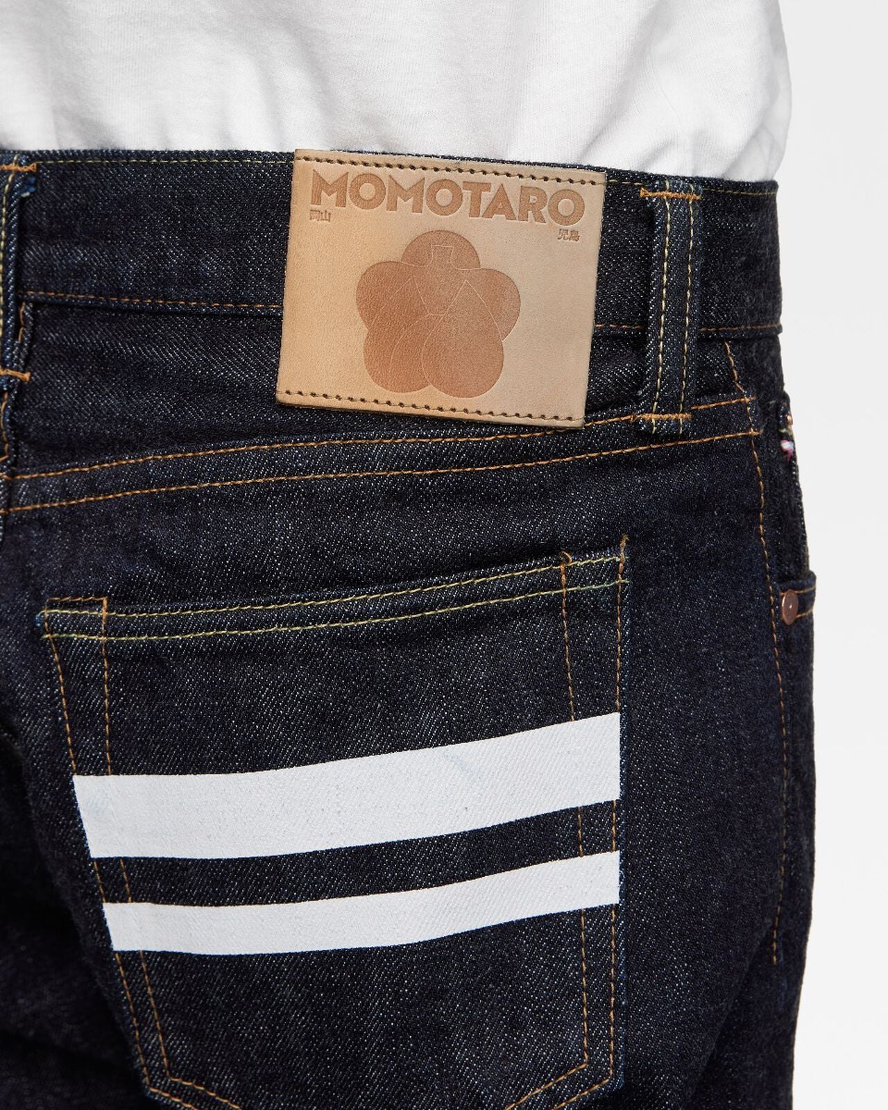CLASSIC STRAIGHT FIT 15.7OZ